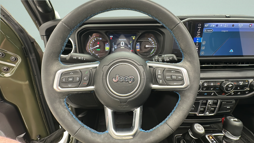 Used 2024 Jeep Wrangler High Altitude AWD/4WD image 16