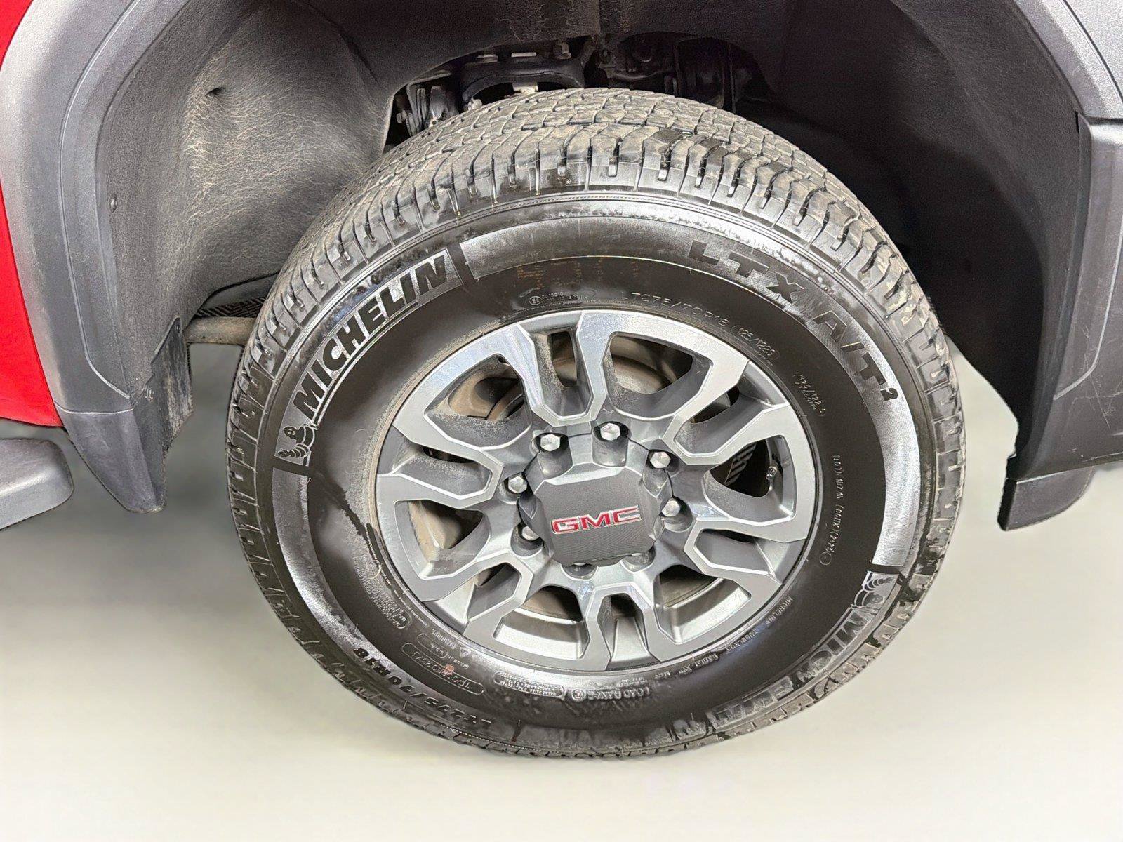 Used 2024 GMC Sierra 2500 SLE w/ SLE Value Package; AWD/4WD image 37