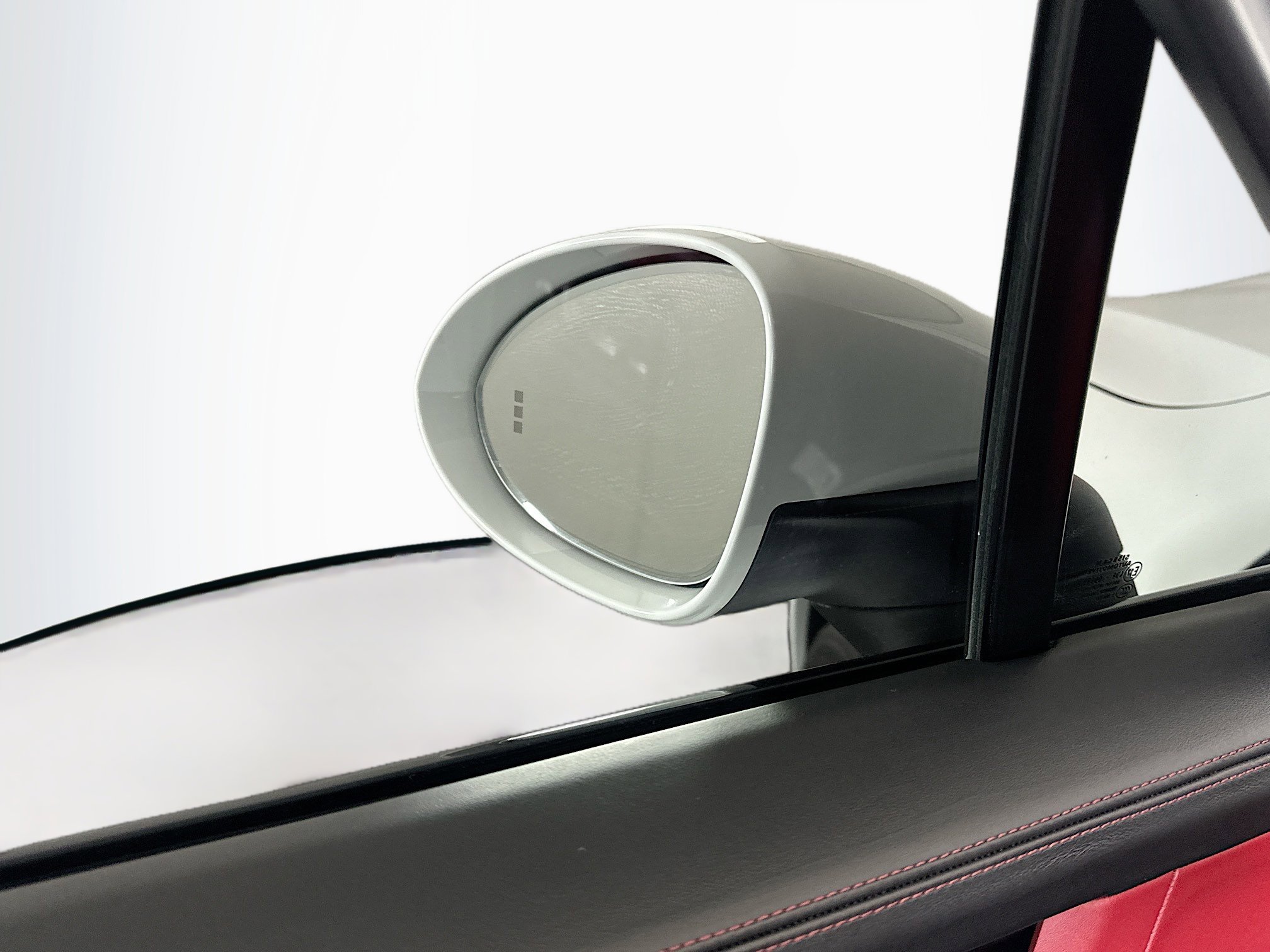 Used 2021 Porsche Cayenne AWD/4WD image 16