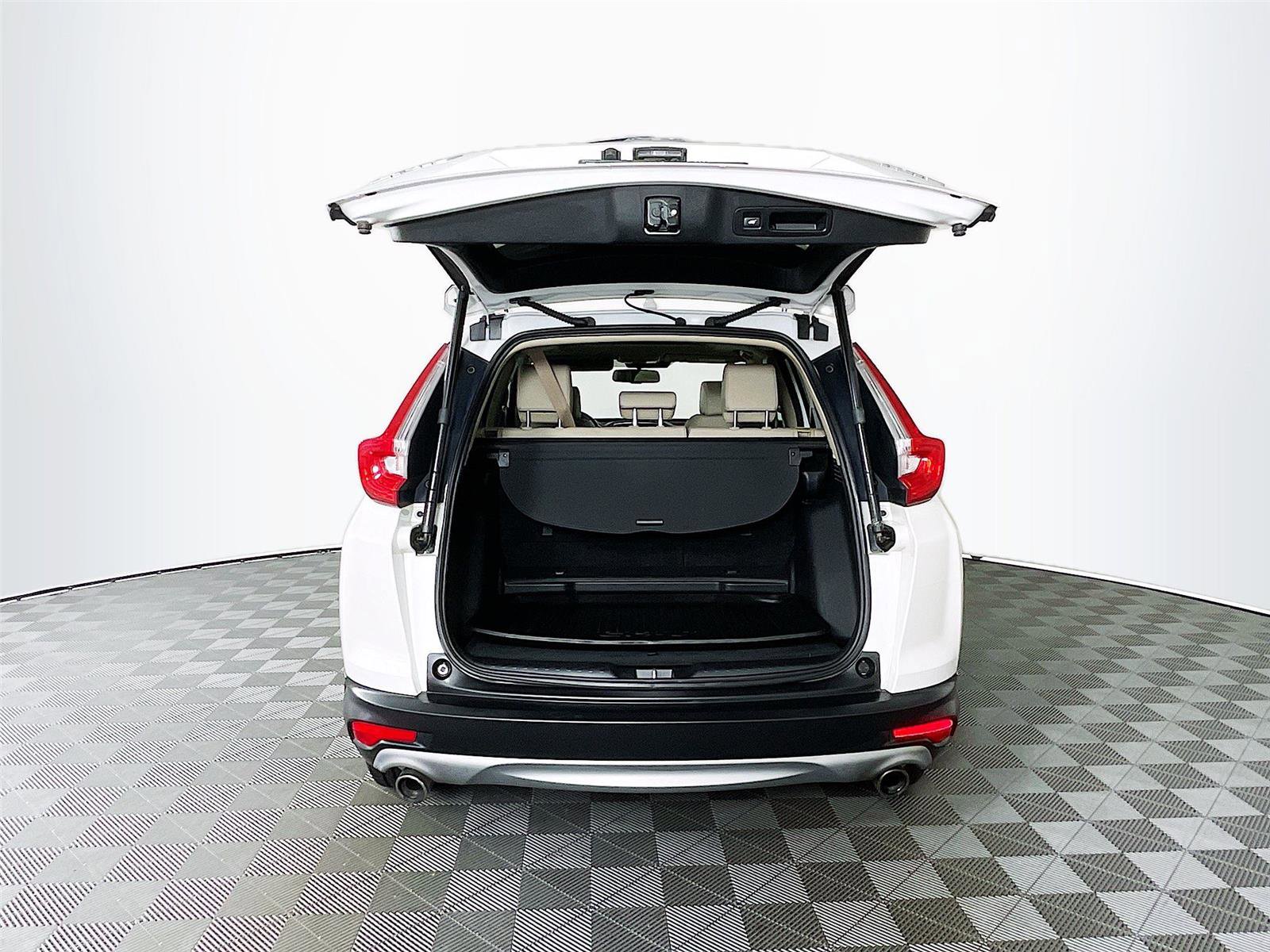 Used 2019 Honda CR-V Touring image 30