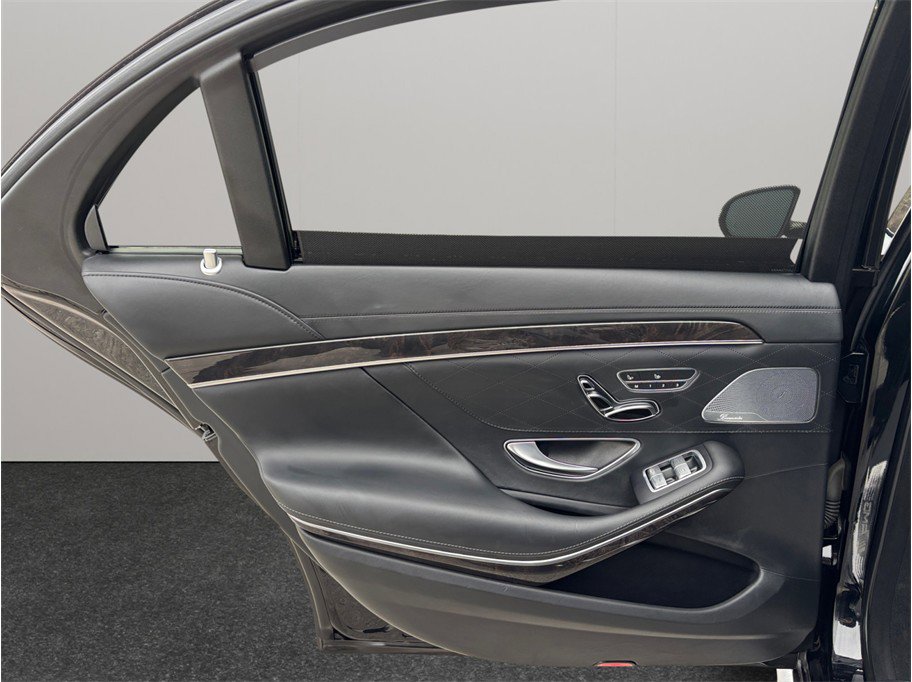 Used 2016 Mercedes-Benz S 63 AMG 4MATIC Sedan image 42