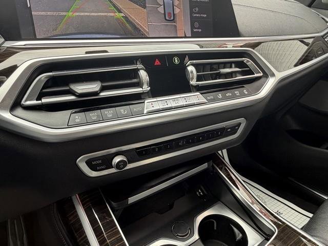 Used 2019 BMW X7 xDrive50i w/ M Sport Package image 21