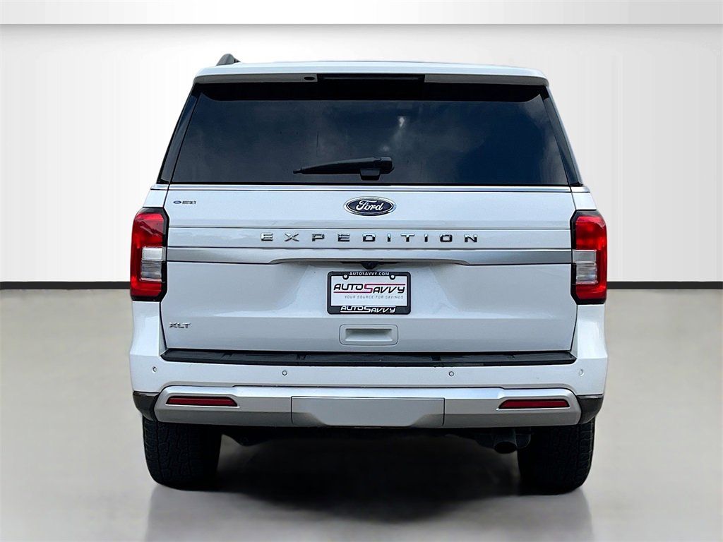 Used 2024 Ford Expedition XLT image 6