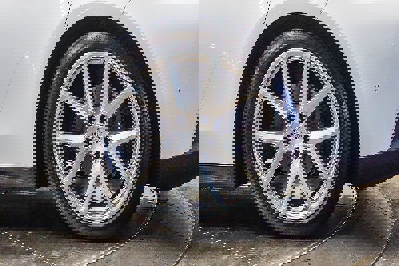 Used 2024 Porsche Panamera 4 image 10