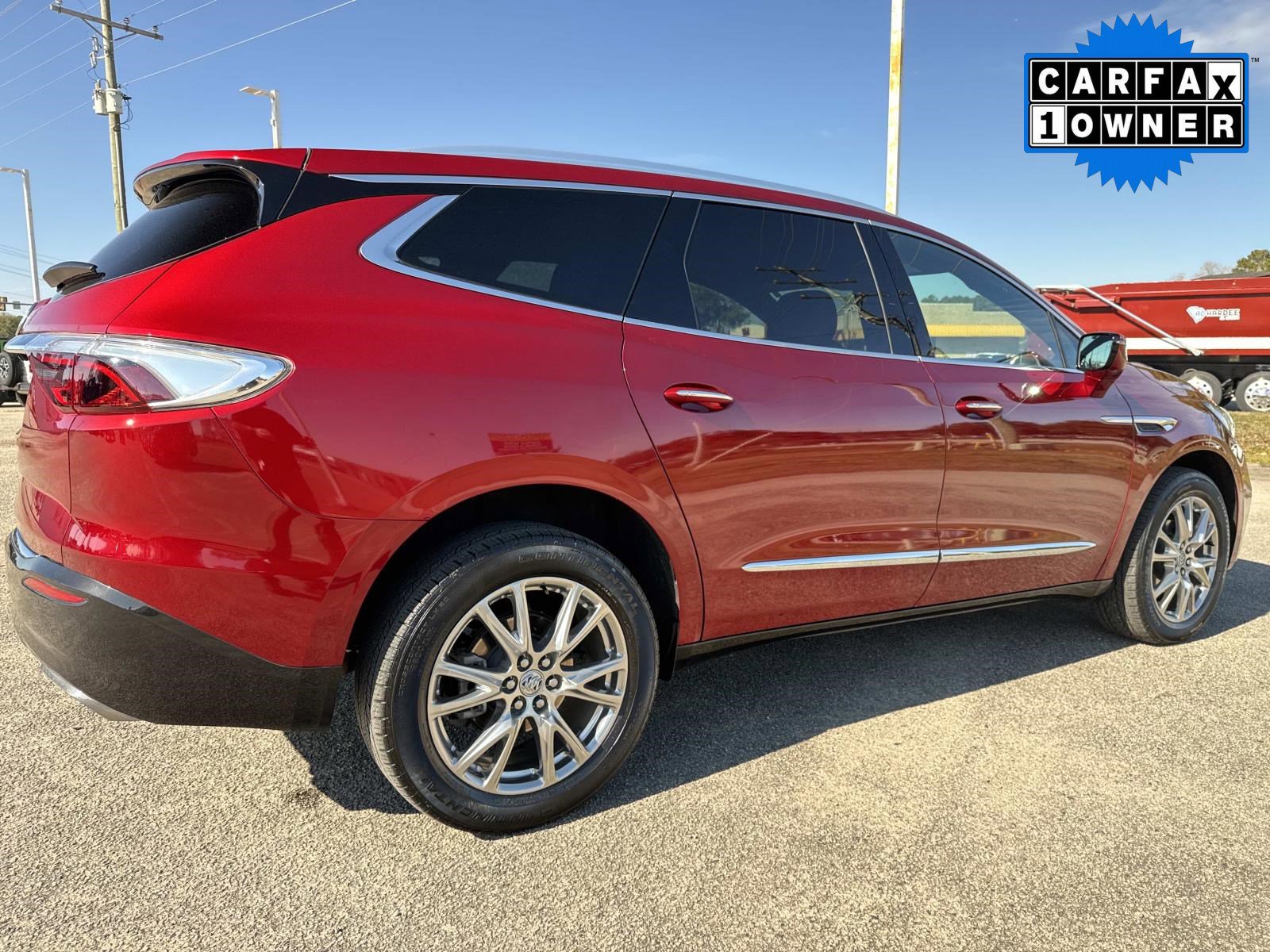 Used 2023 Buick Enclave Essence w/ Experience Buick Package AWD/4WD image 4