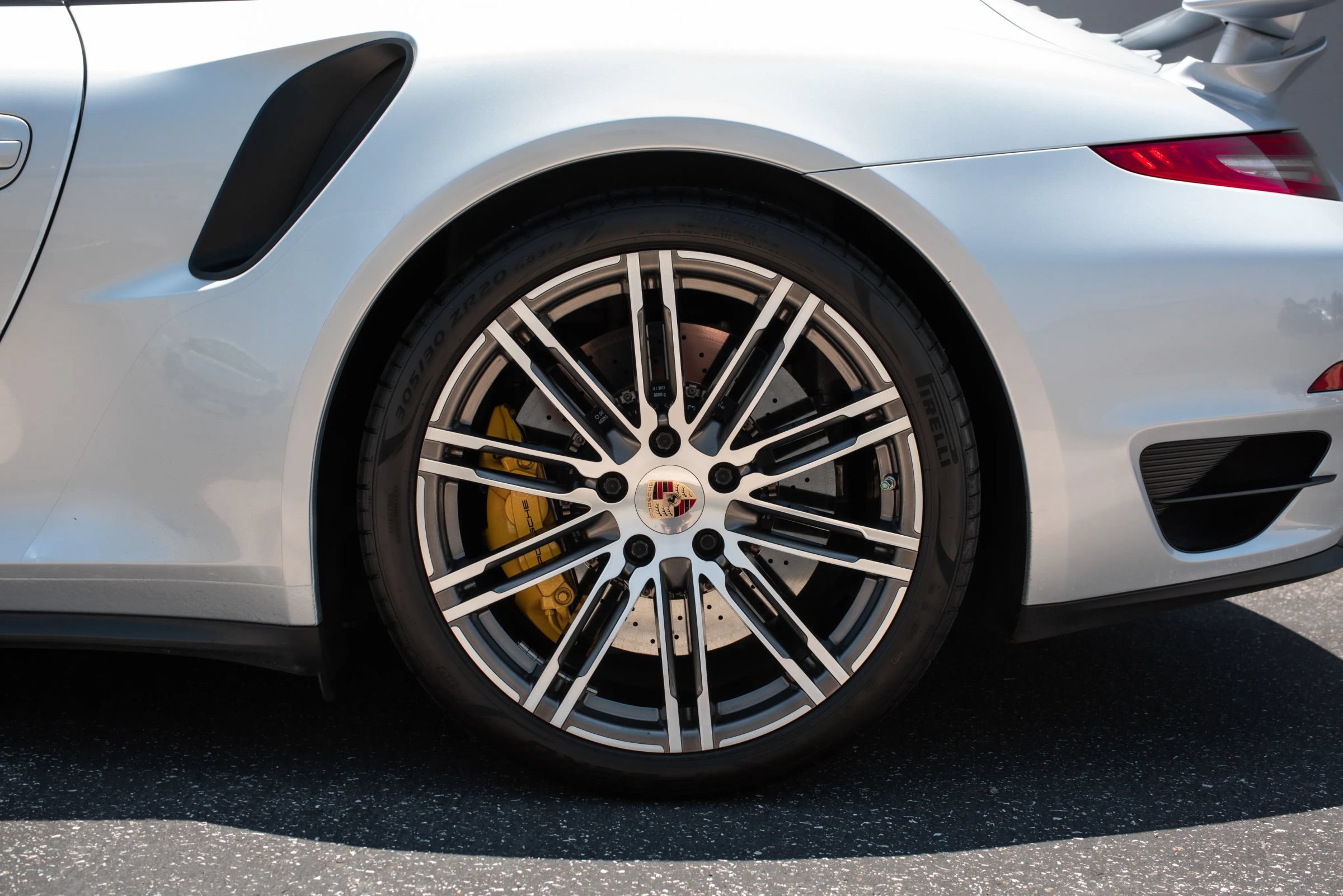 Used 2014 Porsche 911 Turbo S AWD/4WD image 45