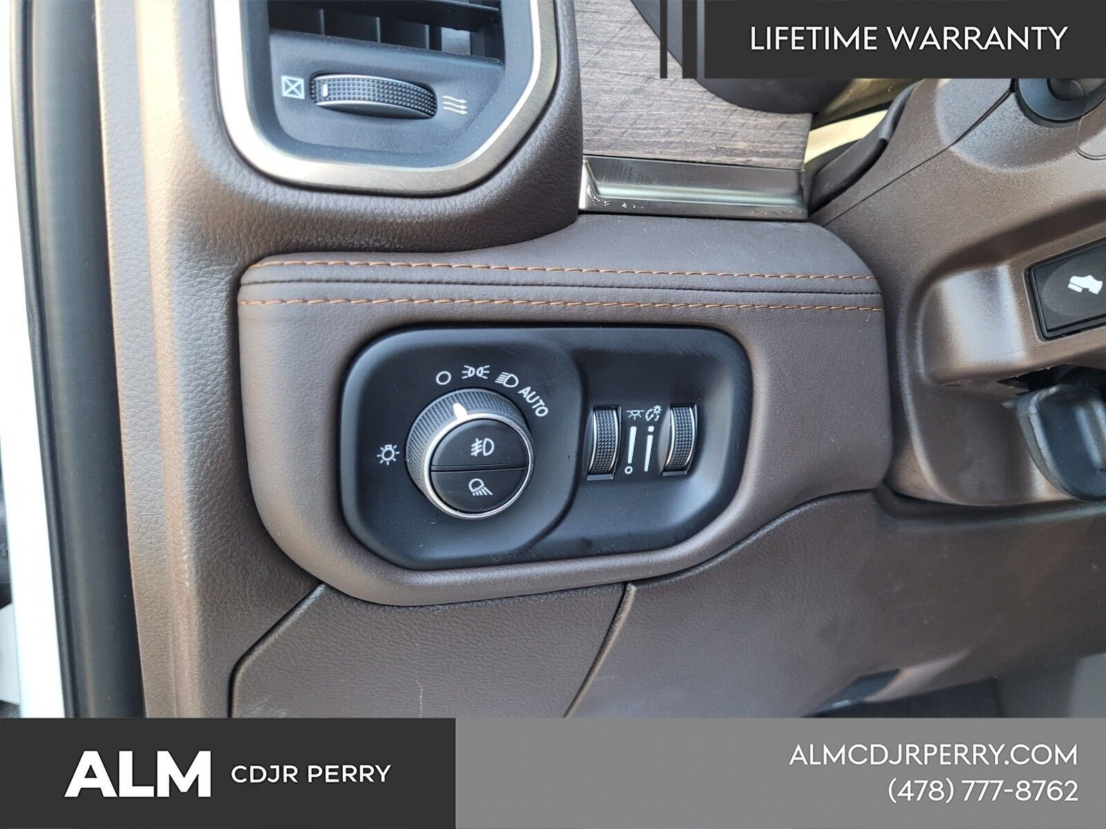 New 2026 RAM 2500 Limited image 24