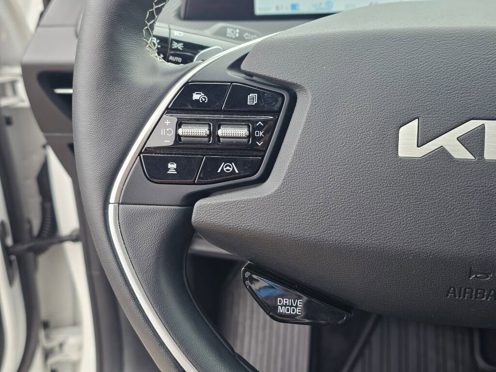 Certified 2024 Kia EV6 GT-Line AWD/4WD image 36