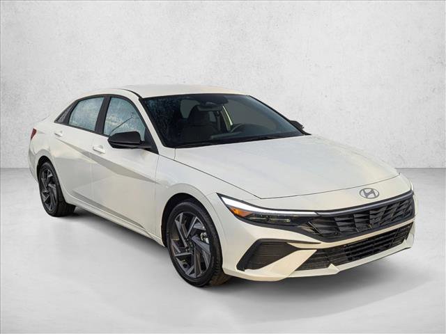 Certified 2025 Hyundai Elantra Sport image 6