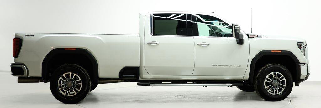 Used 2024 GMC Sierra 3500 SLT image 18