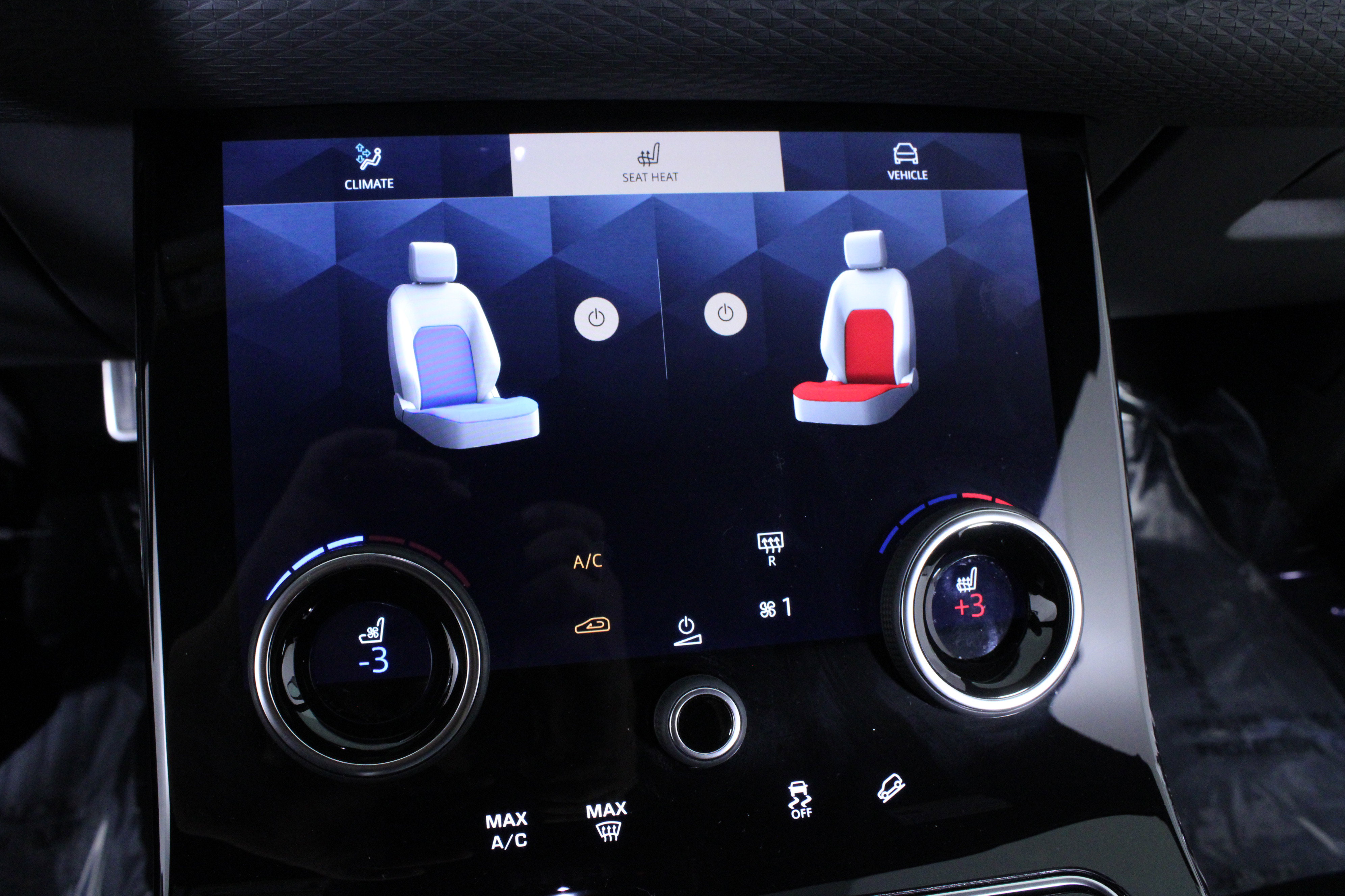 Used 2023 Land Rover Range Rover Velar R-Dynamic S image 29