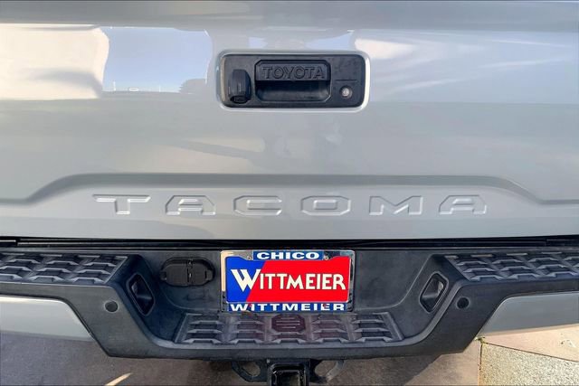 Used 2019 Toyota Tacoma TRD Off-Road image 8