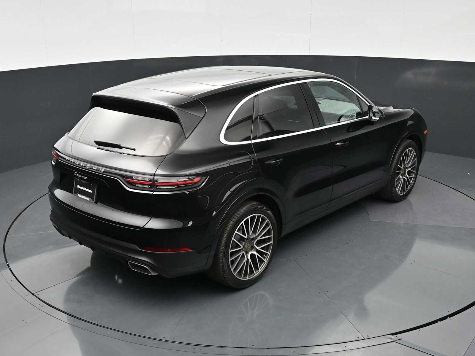 Certified 2021 Porsche Cayenne AWD/4WD image 31