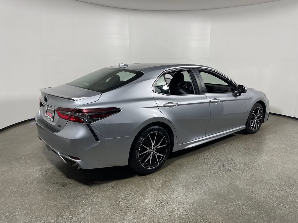 Certified 2024 Toyota Camry SE FWD image 3