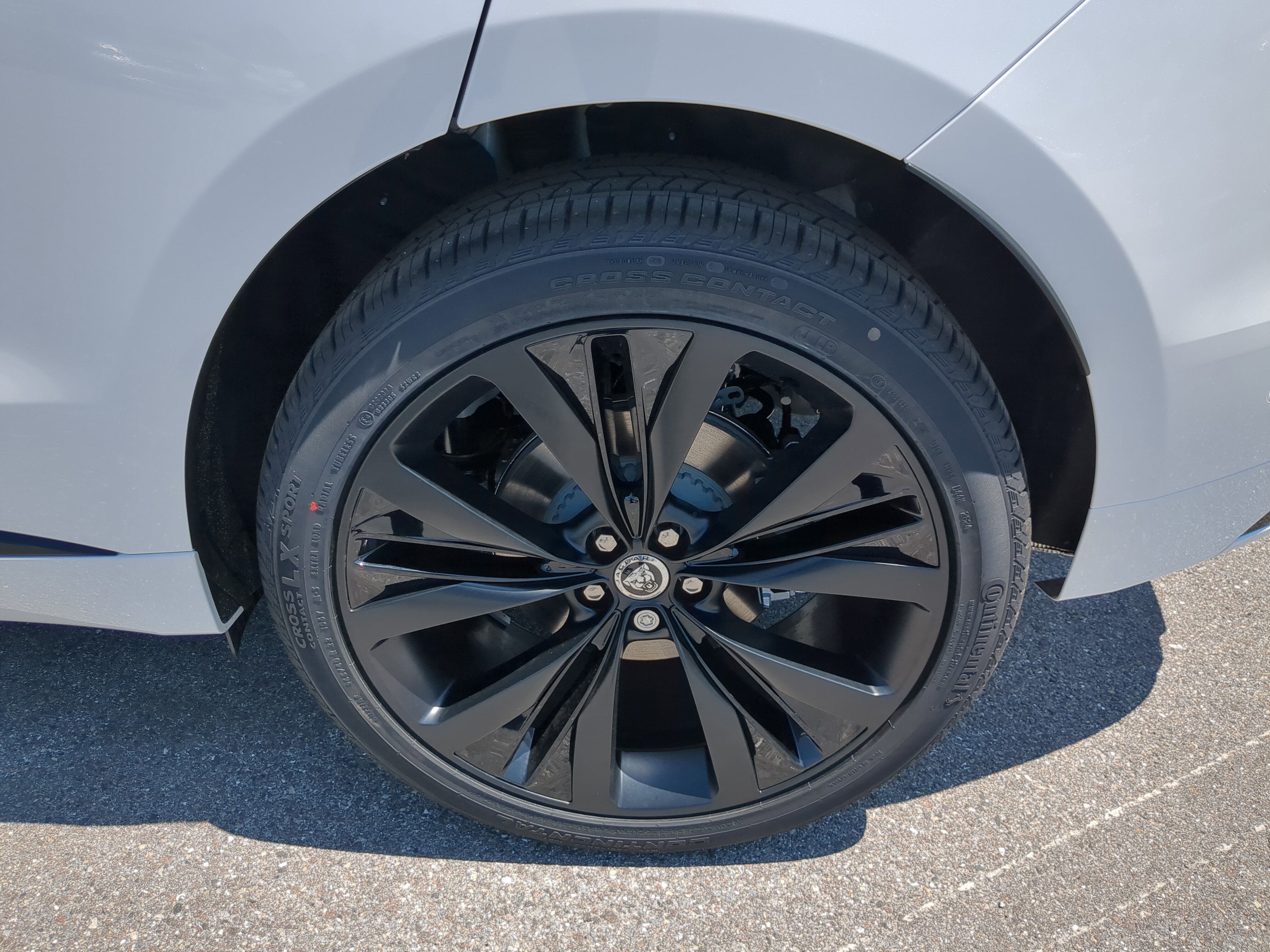 New 2026 Jaguar F-PACE R-Dynamic S image 35