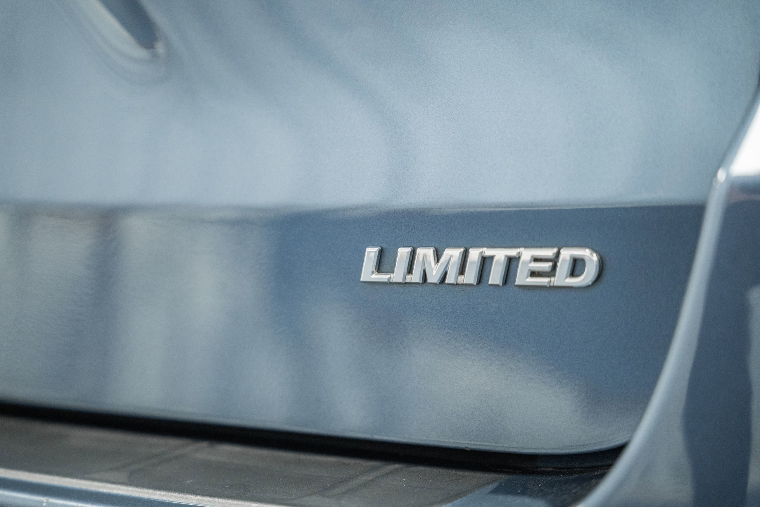 Used 2014 Toyota Sienna Limited image 19