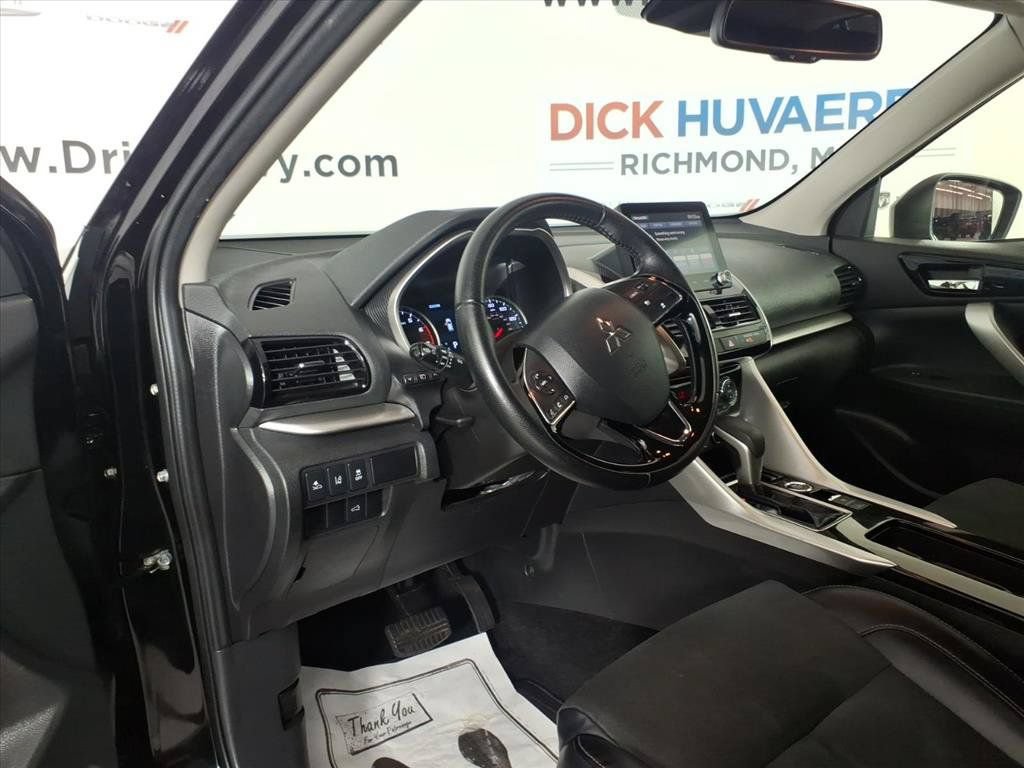Used 2024 Mitsubishi Eclipse Cross SE AWD/4WD image 14