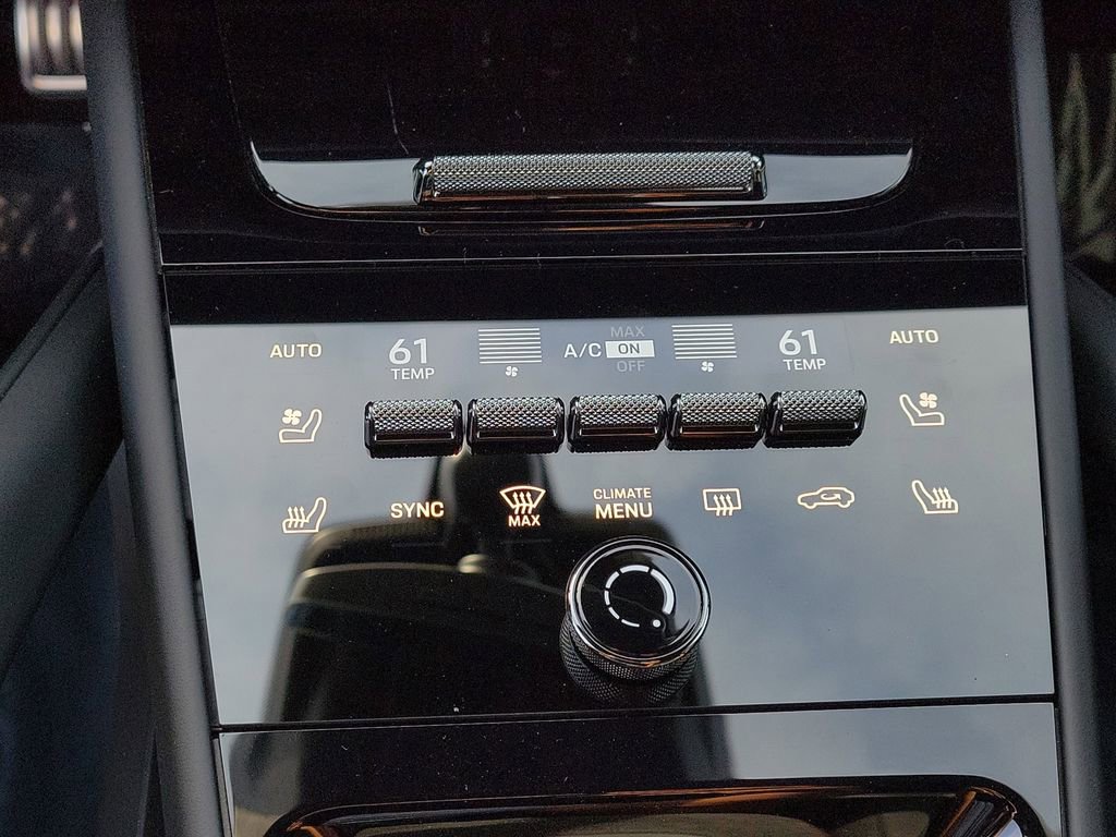 New 2026 Porsche Cayenne GTS image 32