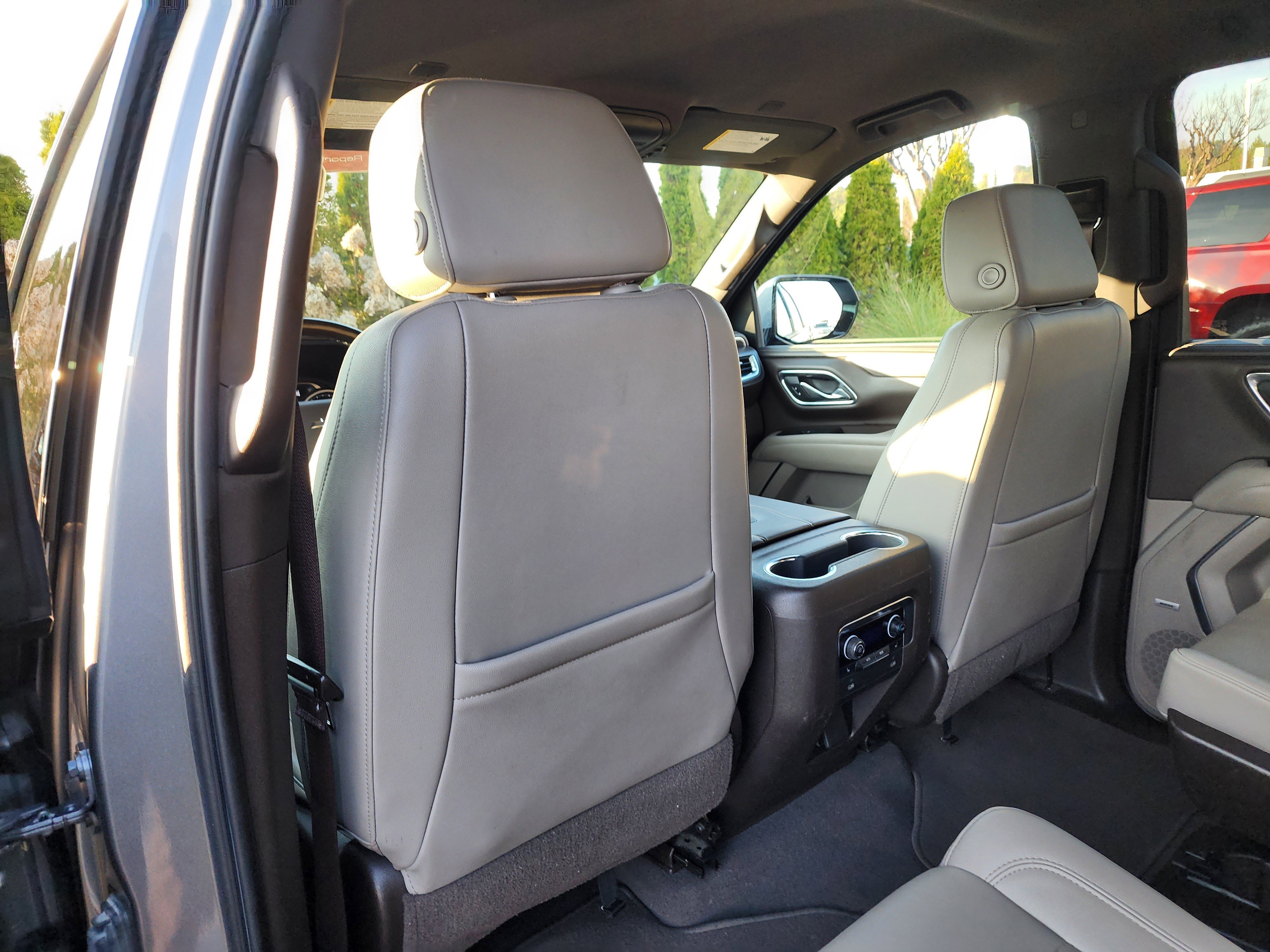 Used 2021 Chevrolet Suburban Z71 w/ Z71 Off-Road Package image 15