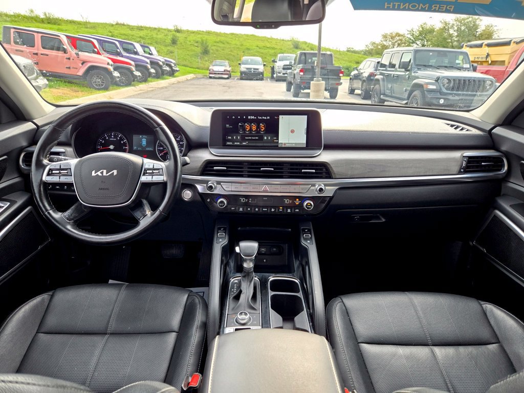 Used 2022 Kia Telluride EX w/ EX Premium Package AWD/4WD image 19