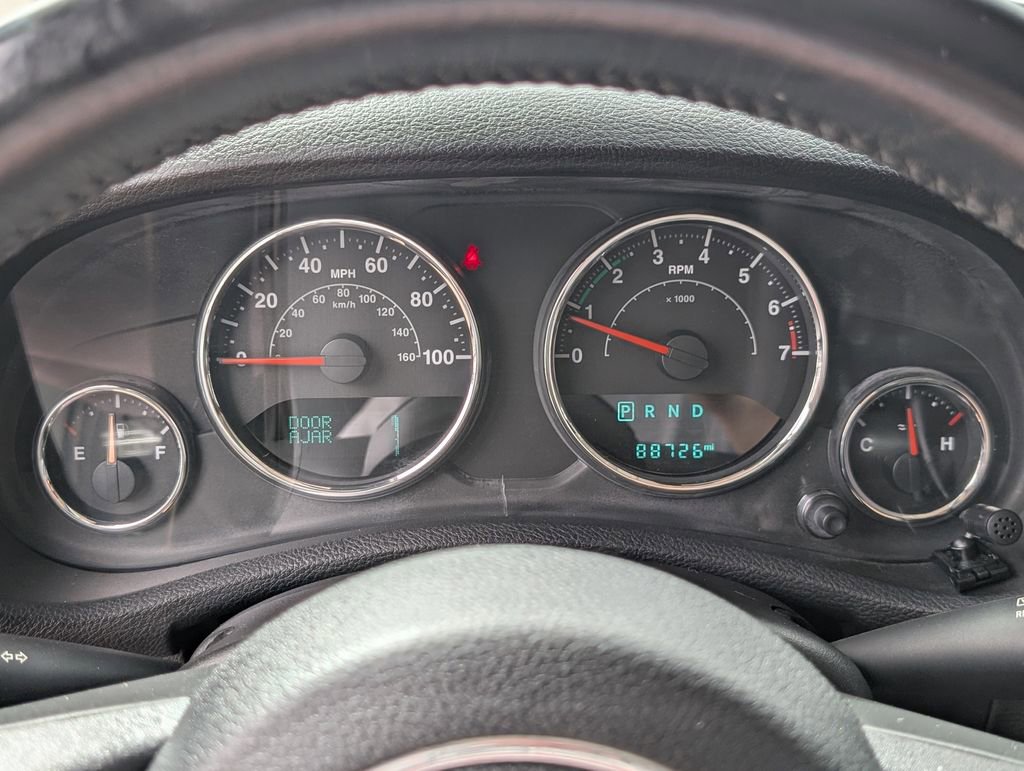 Used 2016 Jeep Wrangler Sport image 26