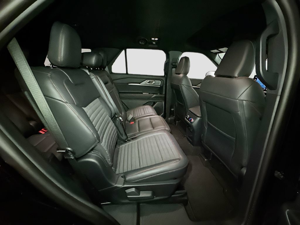 New 2026 Ford Explorer ST-Line w/ ST-Line Street Pack AWD/4WD image 34