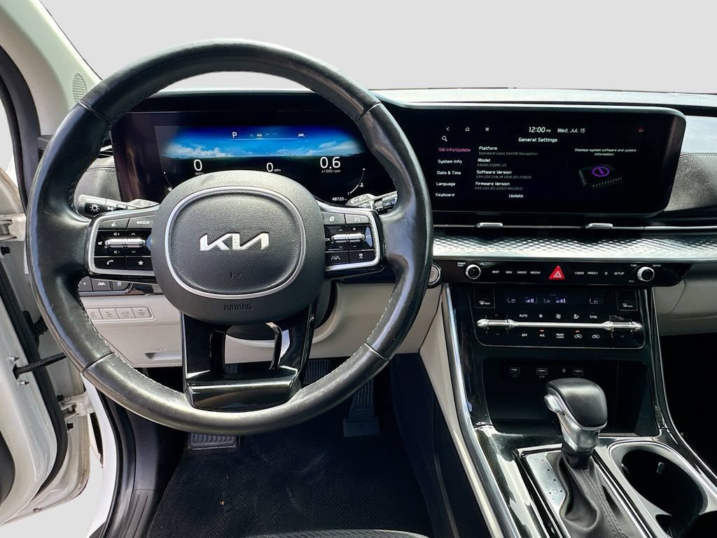 Used 2022 Kia Carnival SX Prestige FWD image 12