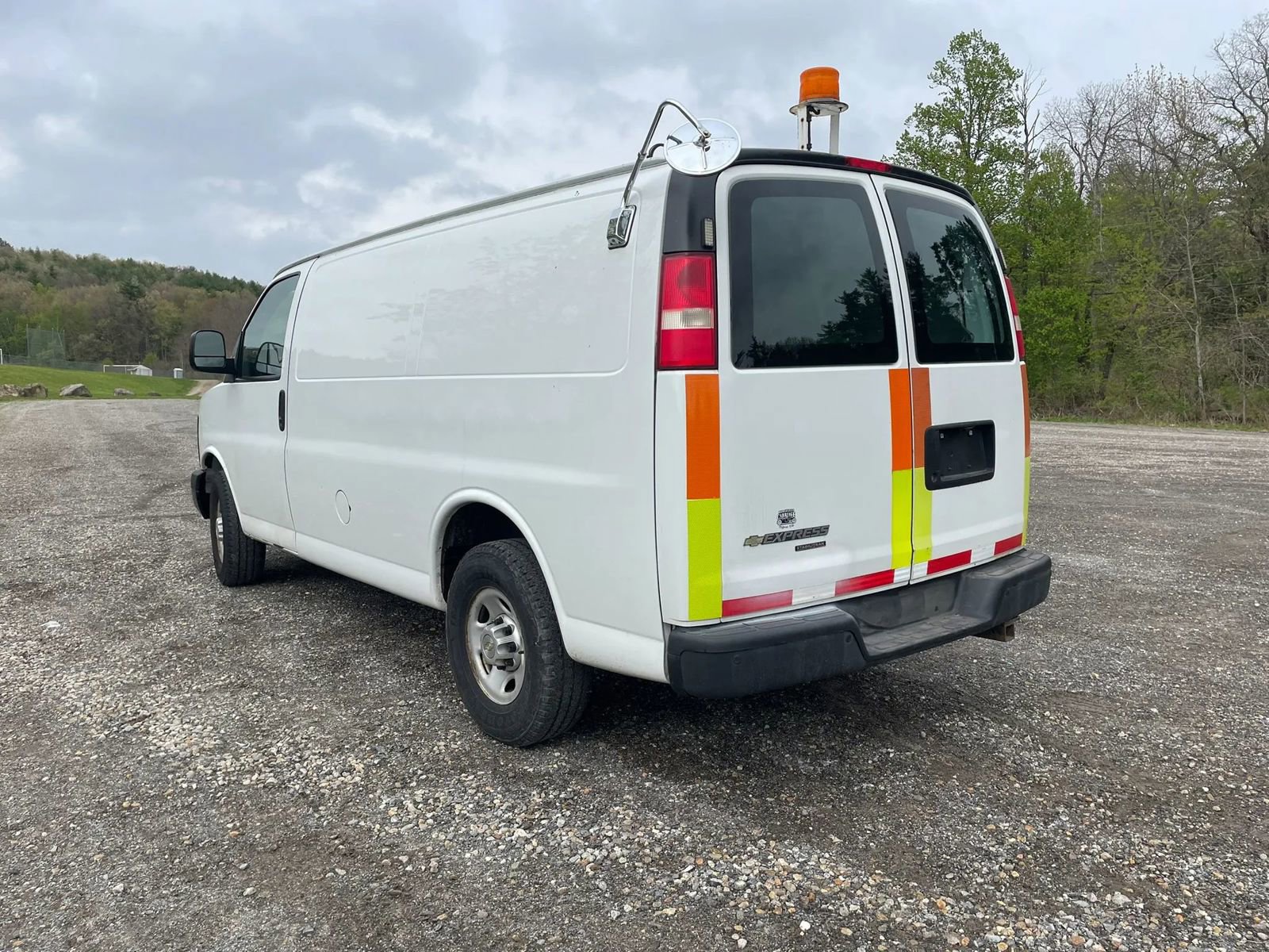 Used 2013 Chevrolet Express 3500 RWD image 14