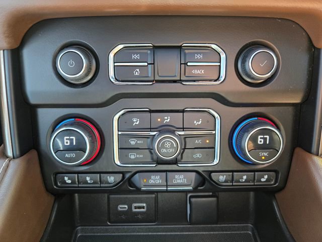 Used 2023 Chevrolet Tahoe High Country image 32