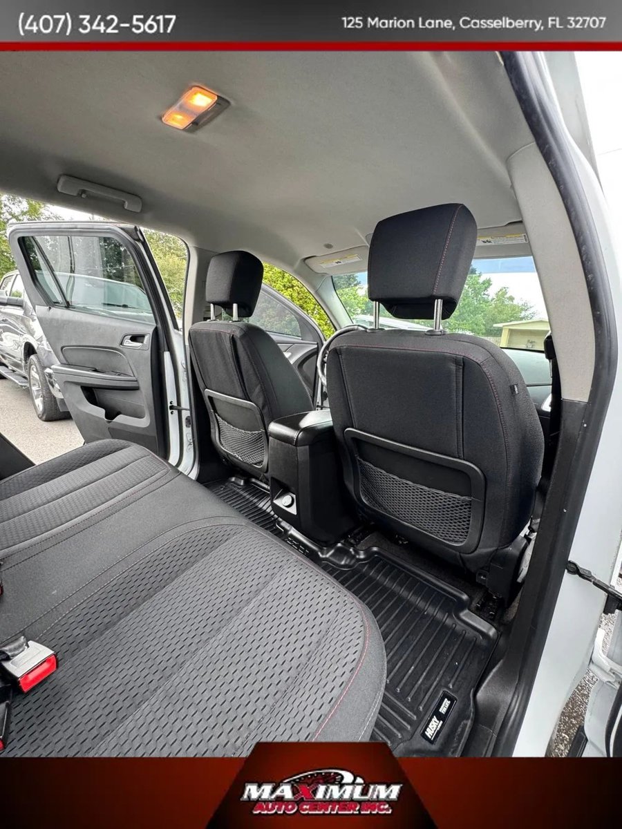 Used 2011 GMC Terrain SLE FWD image 13
