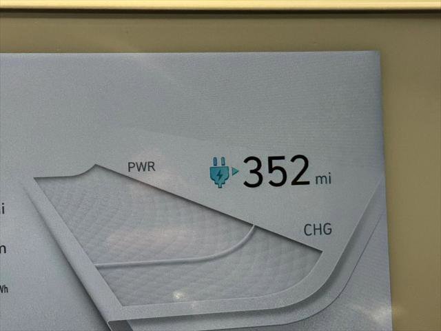 Used 2024 Hyundai Ioniq 5 SEL image 23