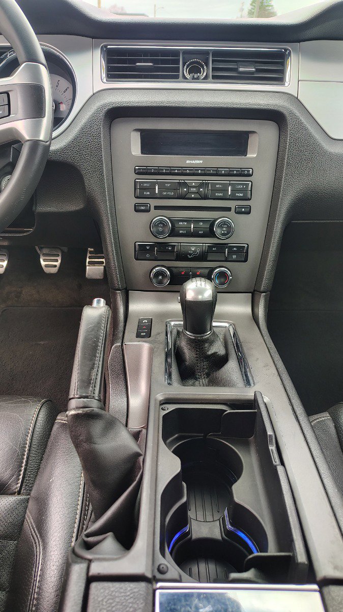 Used 2011 Ford Mustang Premium w/ 202A Rapid Spec Order Code image 21