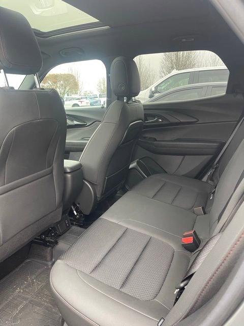 Used 2023 Chevrolet TrailBlazer RS w/ Sun and Liftgate Package image 10