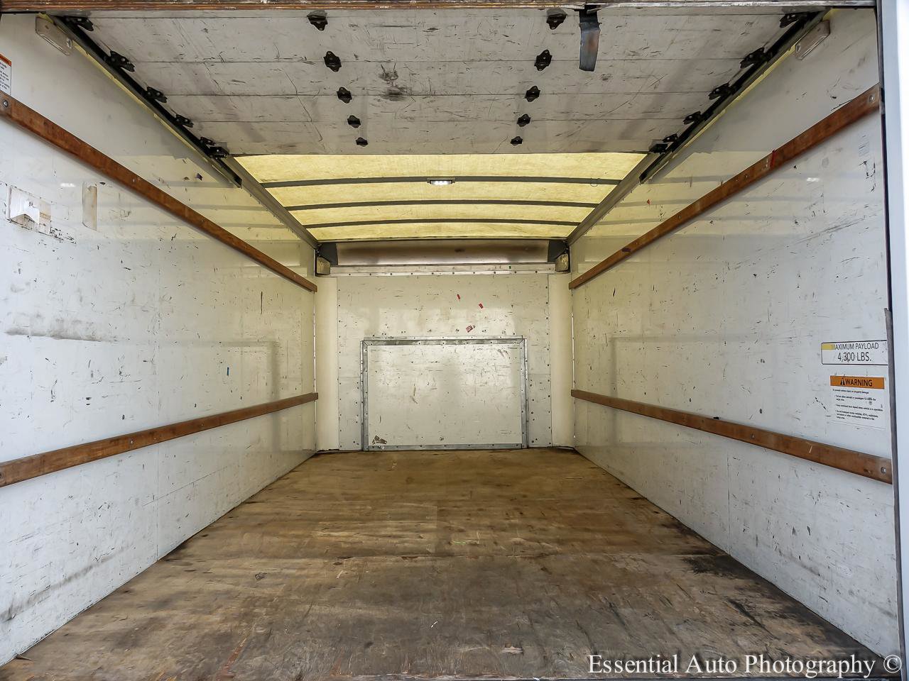 Used 2017 Ford E-350 and Econoline 350 Super Duty RWD image 14