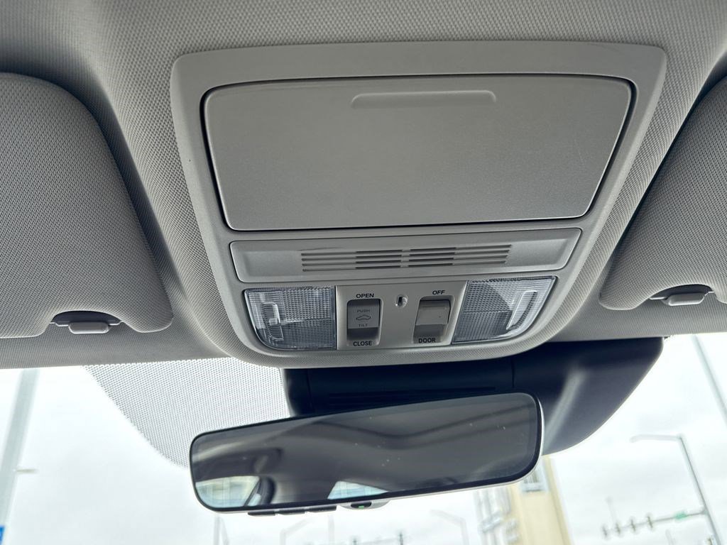 Certified 2020 Honda Accord EX-L image 32