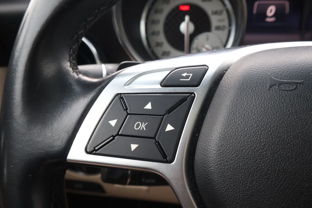 Used 2016 Mercedes-Benz SLK 300 image 20