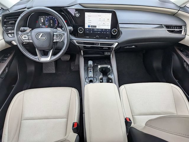 Used 2024 Lexus RX 350 FWD w/ Technology Package image 17