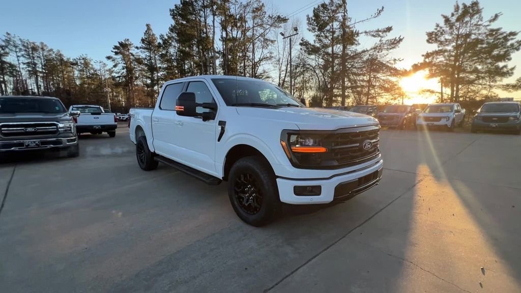 New 2025 Ford F150 XLT w/ Equipment Group 302A MID image 8