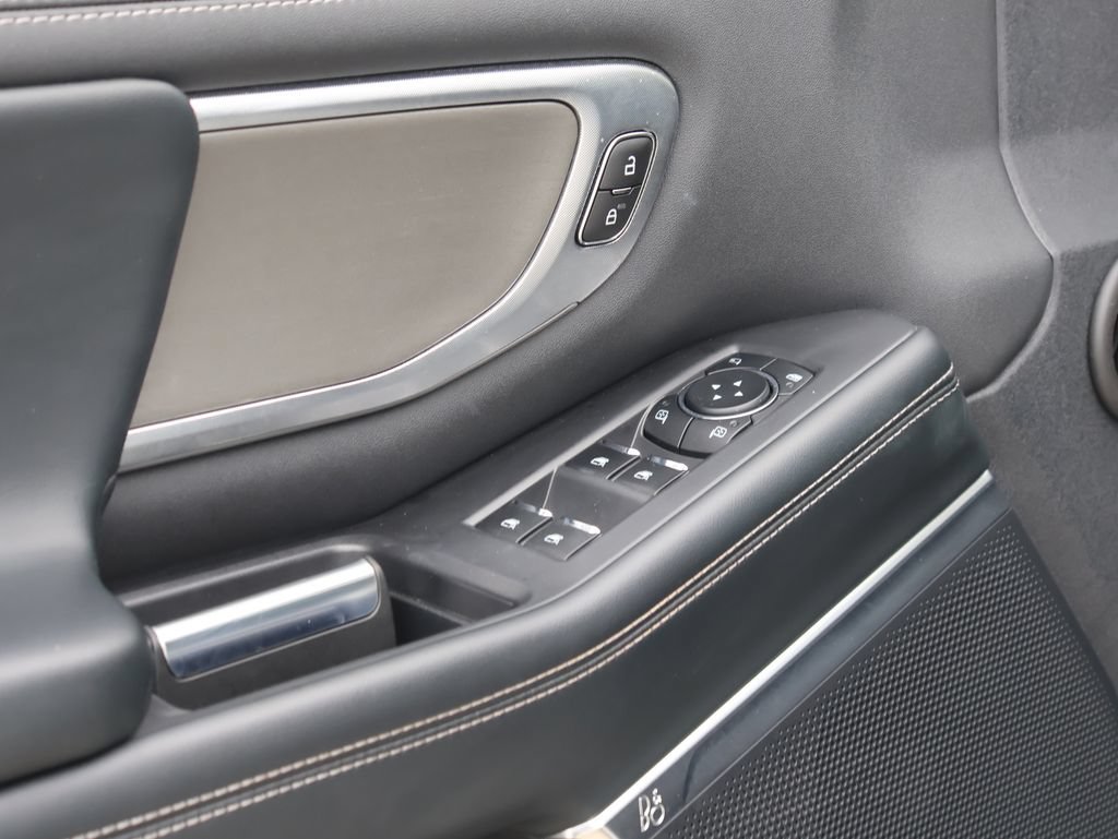 Used 2025 Ford Expedition Max Platinum AWD/4WD image 24