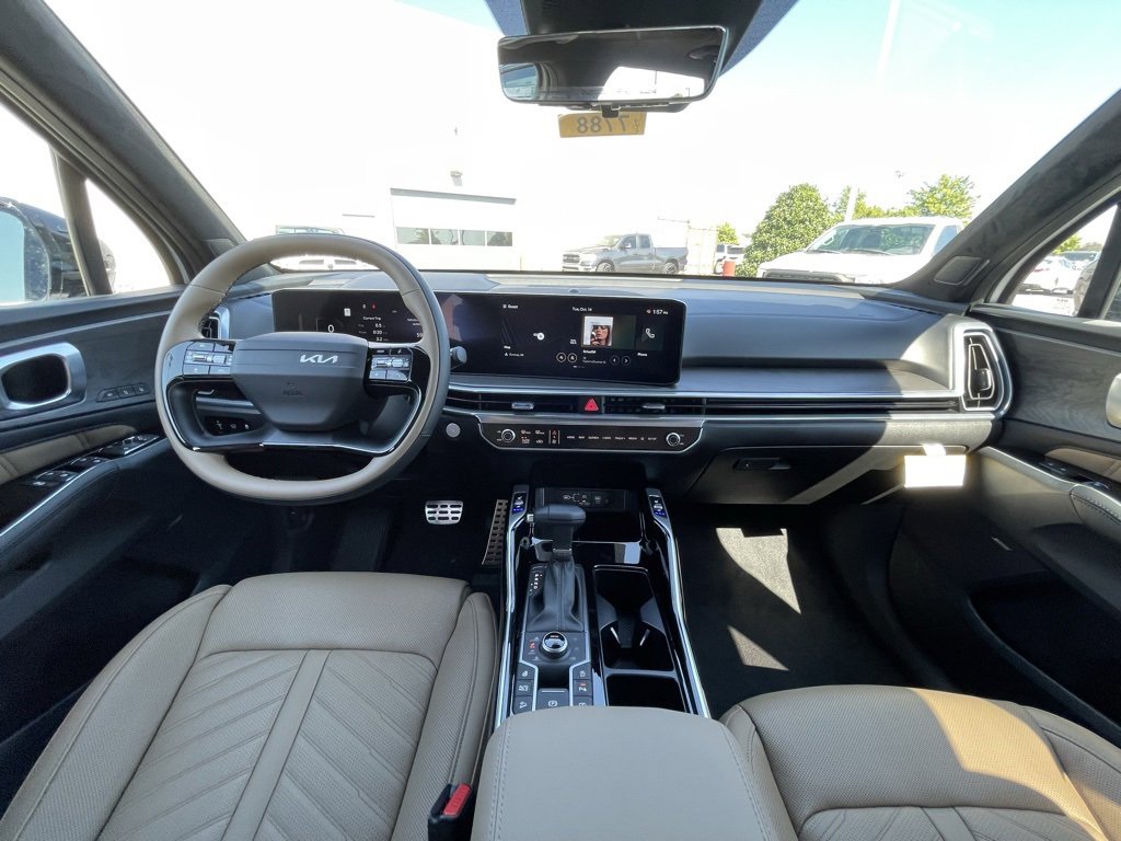 New 2026 Kia Sorento SX Prestige w/ Olive Brown Leather Package image 30
