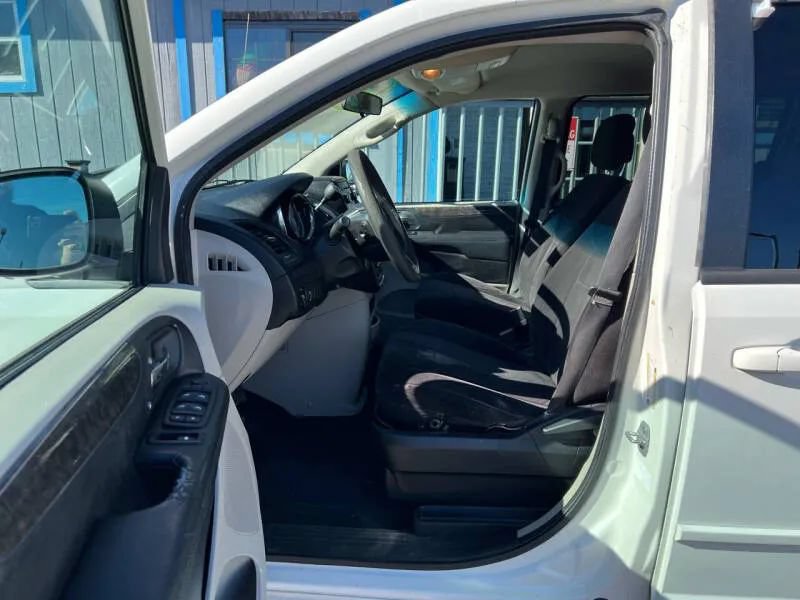 Used 2011 Dodge Grand Caravan Express w/ PWR Window Group FWD image 10