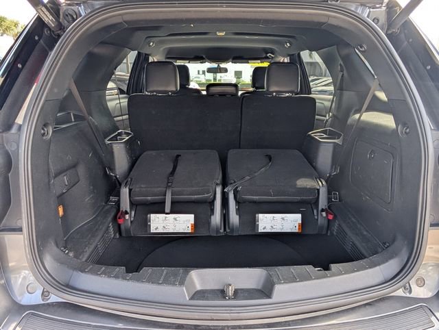 Used 2019 Ford Explorer XLT w/ Equipment Group 202A image 9