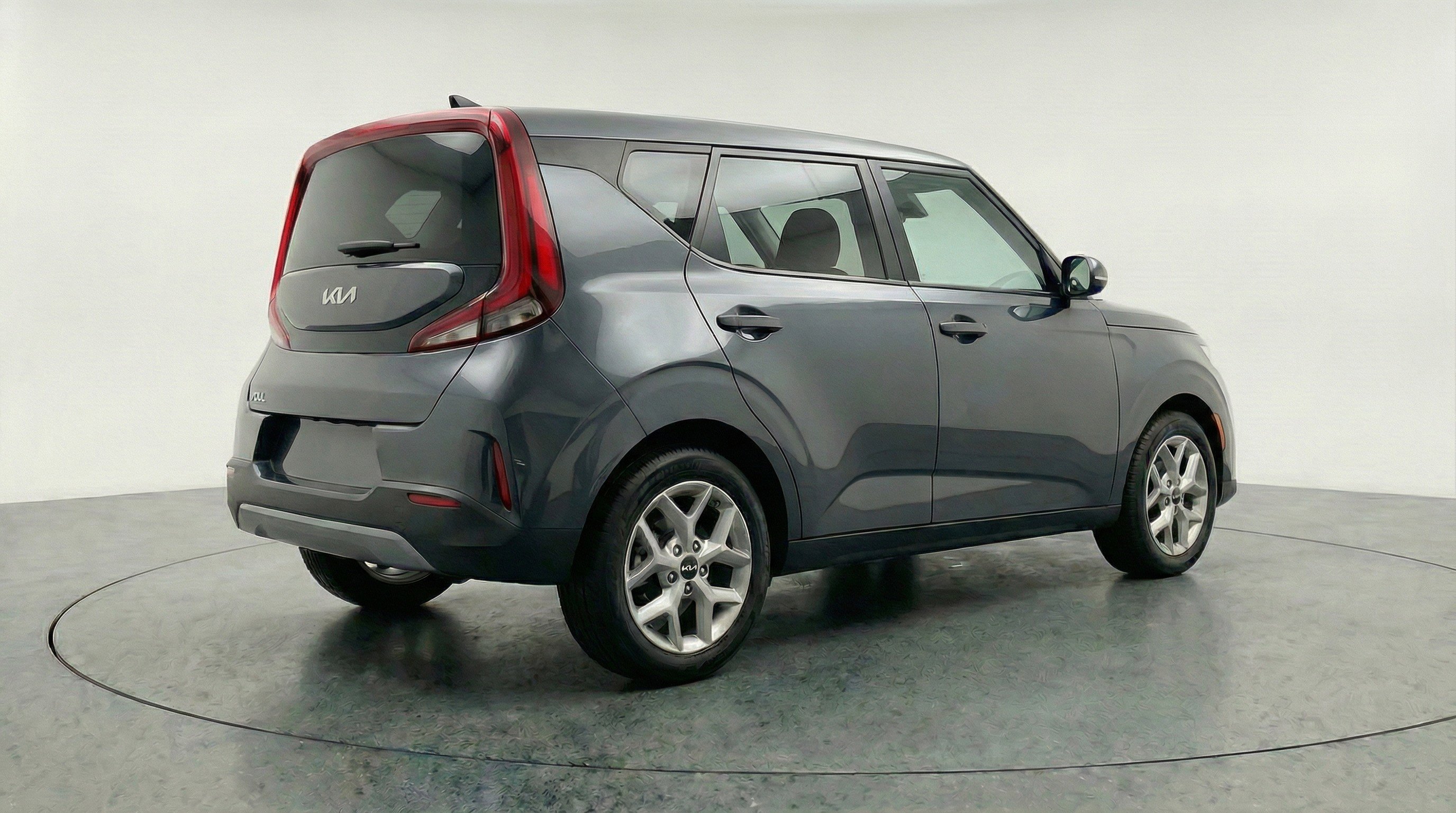 Used 2025 Kia Soul LX w/ LX Technology Package image 9
