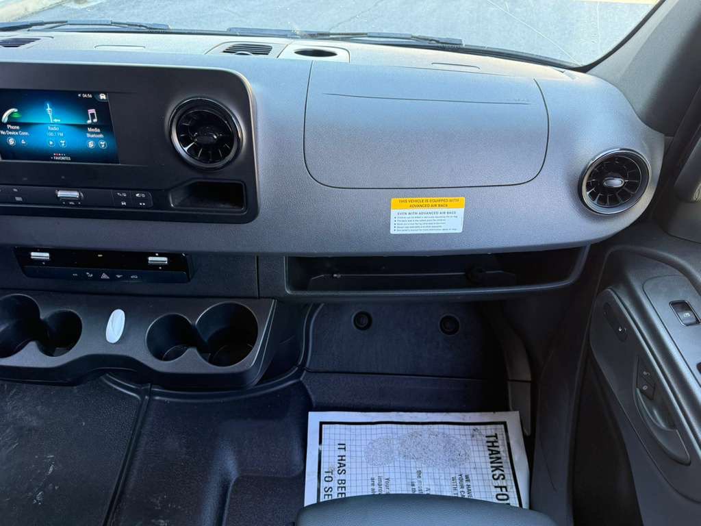 Used 2023 Mercedes-Benz Sprinter 2500 image 15