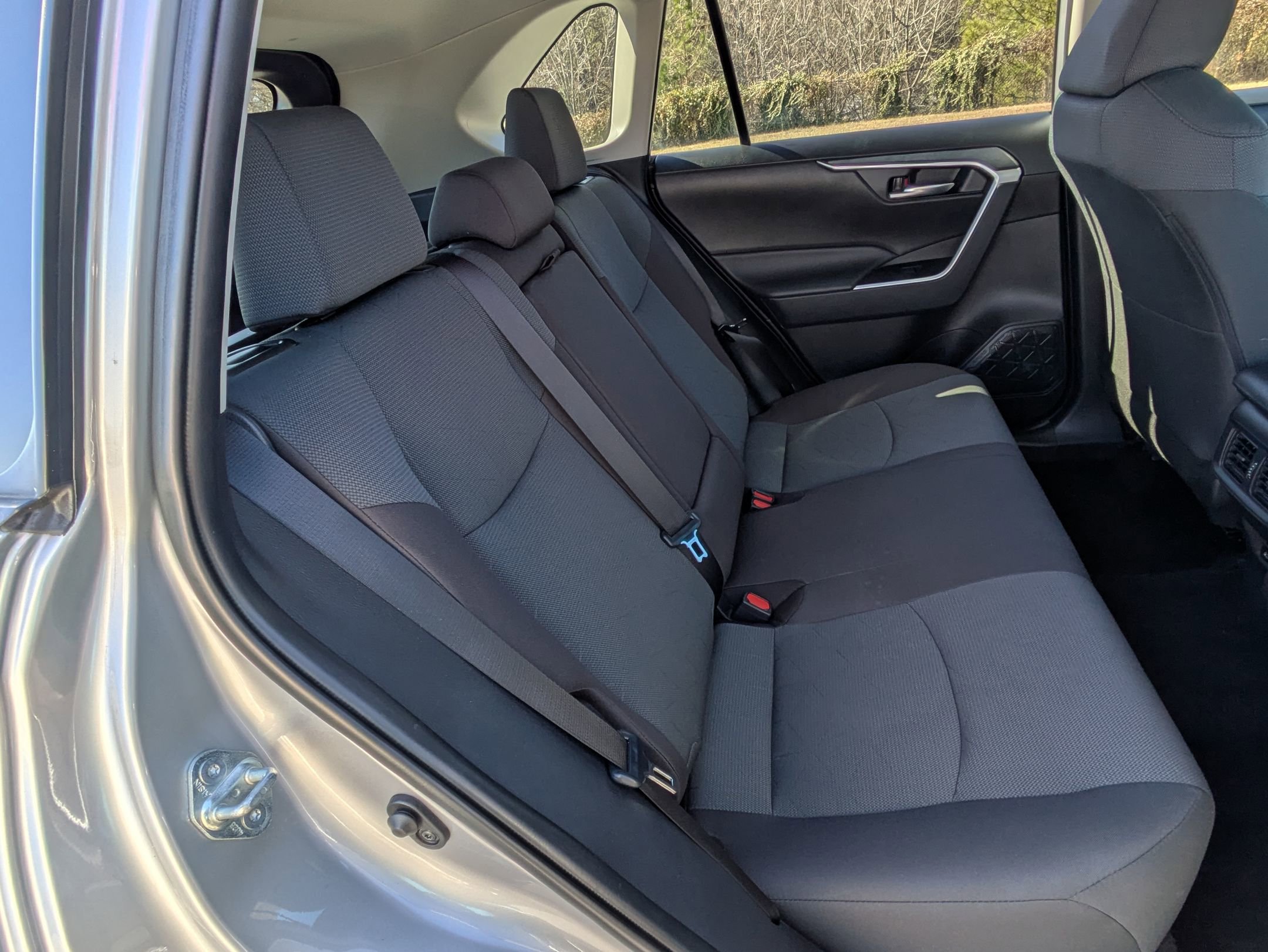 Used 2024 Toyota RAV4 XLE w/ Convenience Package image 27