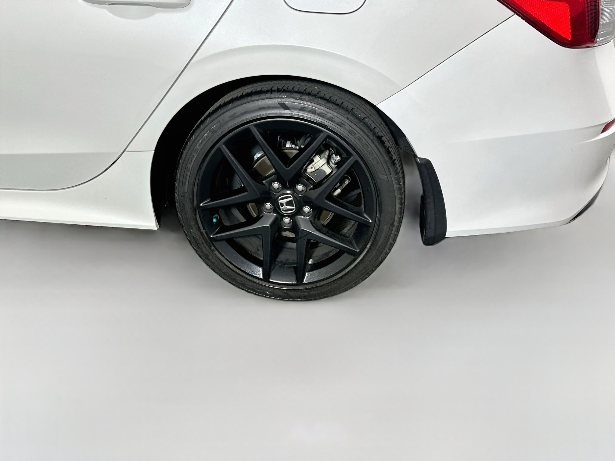 Used 2023 Honda Civic Sport image 11