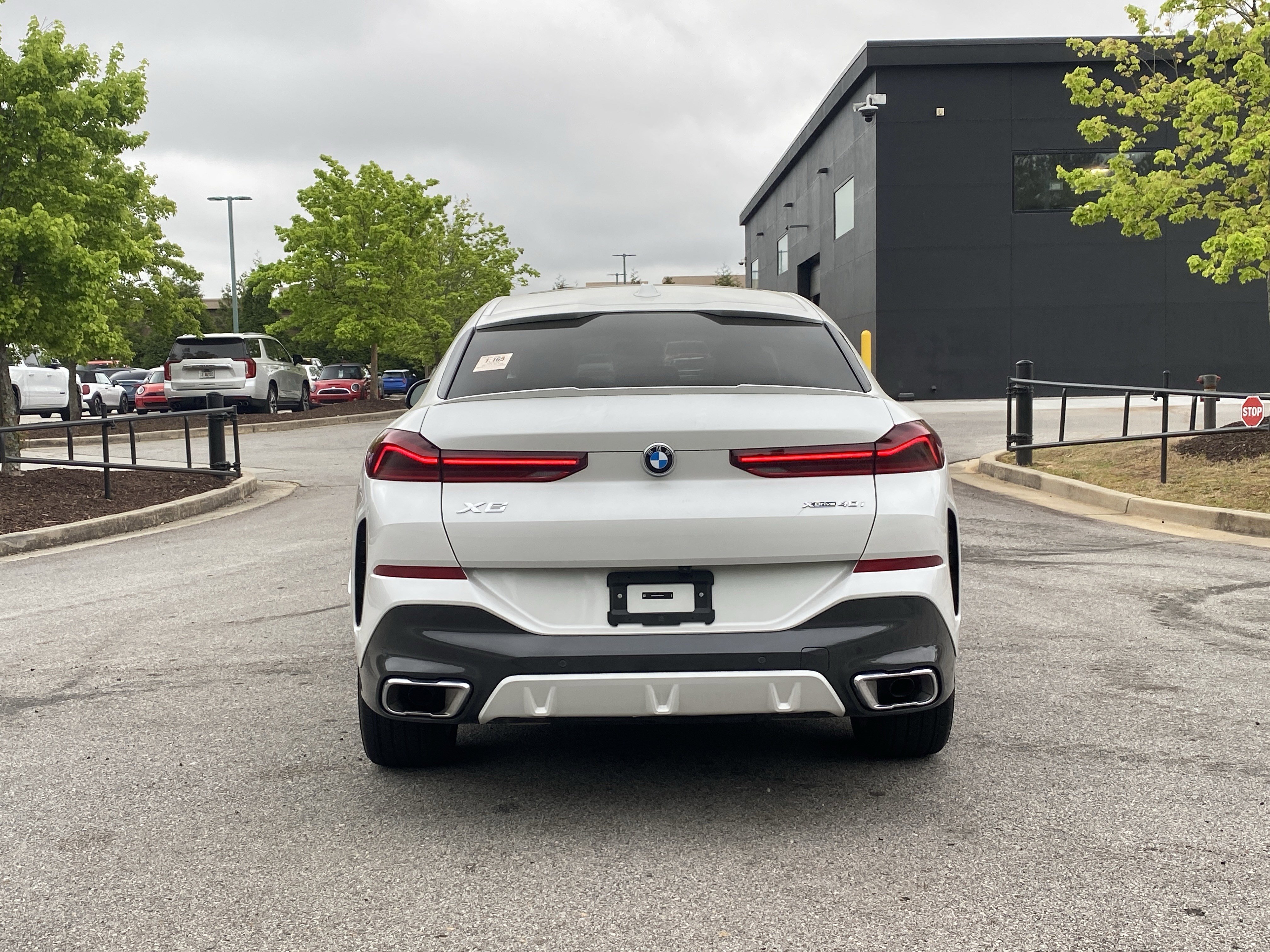 Used 2024 BMW X6 xDrive40i w/ Parking Assistance Package image 16