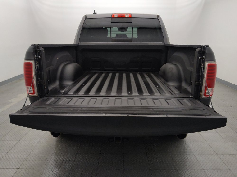 Used 2016 RAM 1500 Laramie w/ Convenience Group AWD/4WD image 29