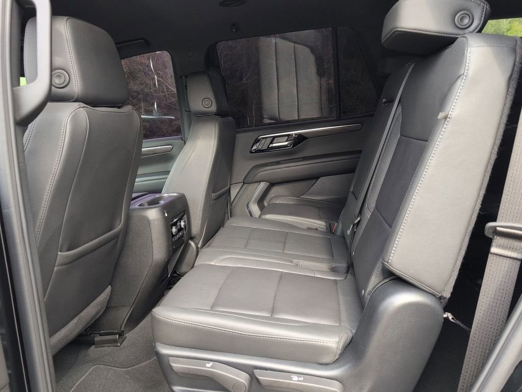 Used 2025 Chevrolet Tahoe Z71 w/ Comfort Package image 25