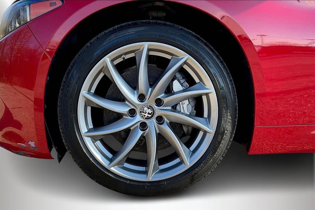 Used 2024 Alfa Romeo Giulia Ti image 34